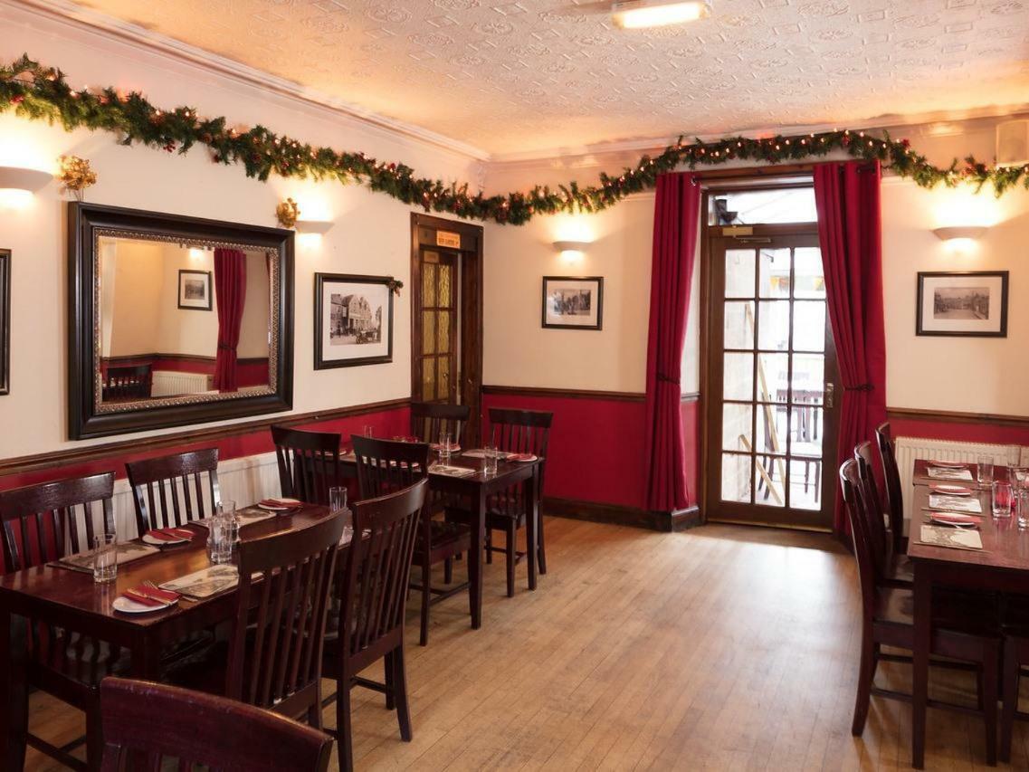 The Gordon Arms Hotel West Linton Zewnętrze zdjęcie