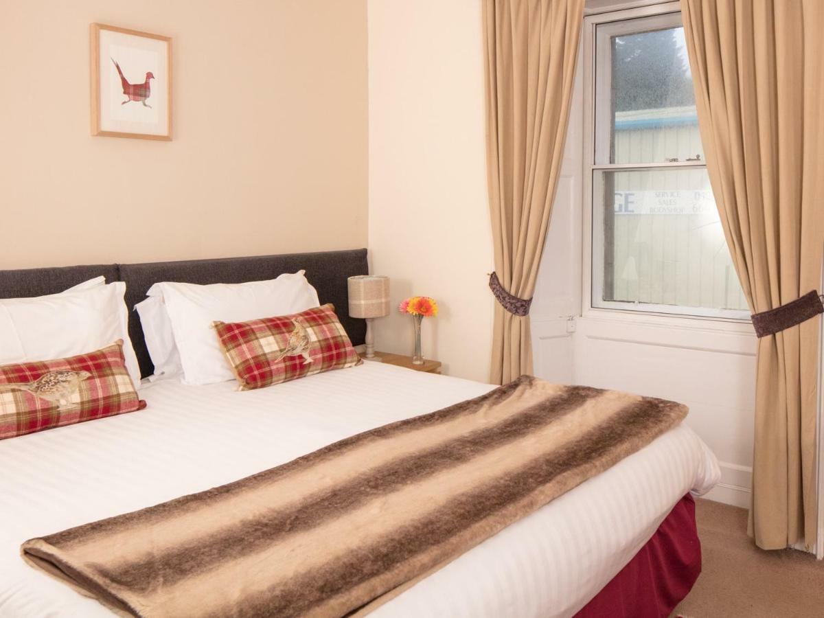 The Gordon Arms Hotel West Linton Zewnętrze zdjęcie